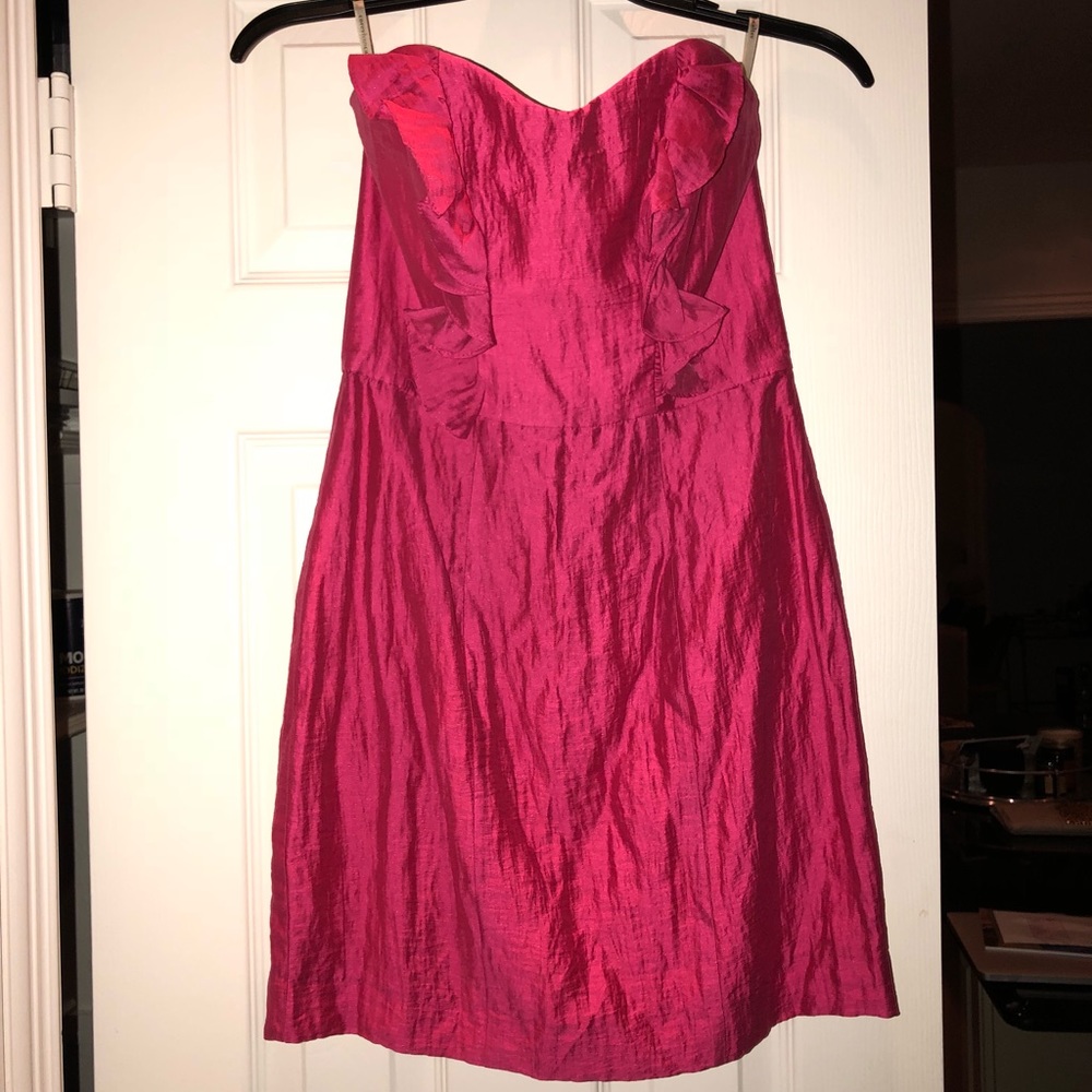 Gorgeous hot pink cocktail dress!